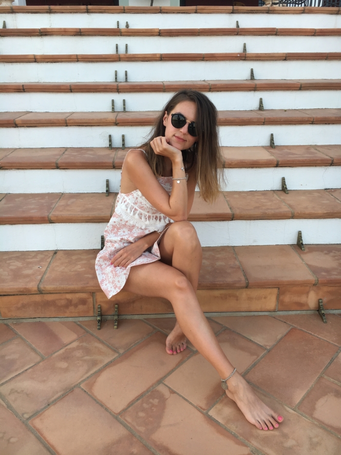 dress rose outfit vacation shades