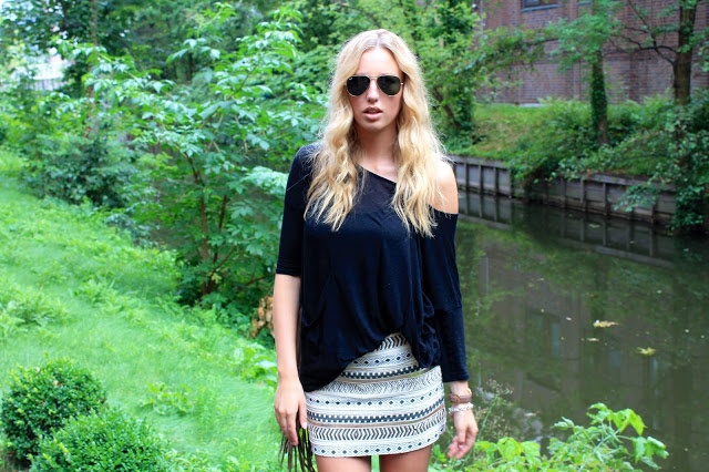 Black top by Gina Tricot and sequin skirt by Zara