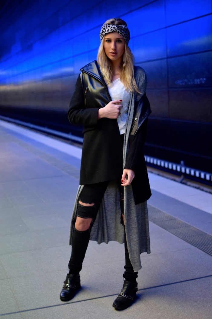 Fashionblogger Streetstyle Ledermantel und Destroyedjeans